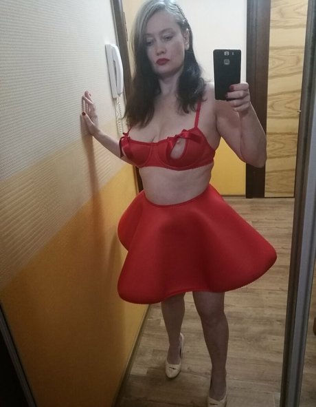 Naakte gelekte OnlyFans-foto van Etsy