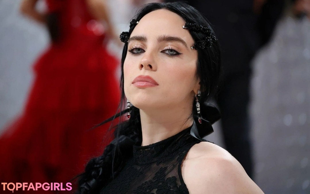 Naakte gelekte OnlyFans-foto van Billie Eilish #1154