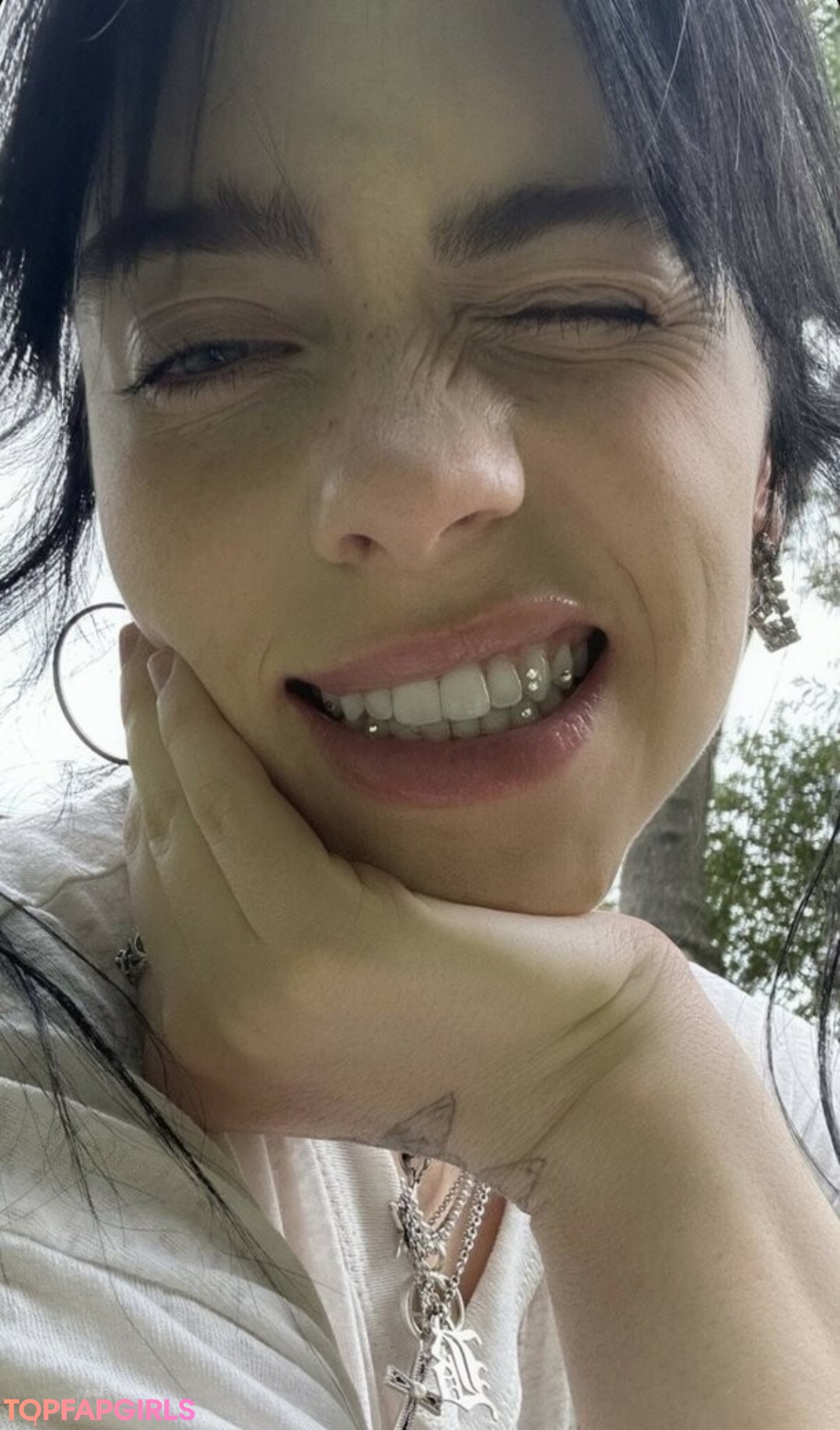 Naakte gelekte OnlyFans-foto van Billie Eilish #1217
