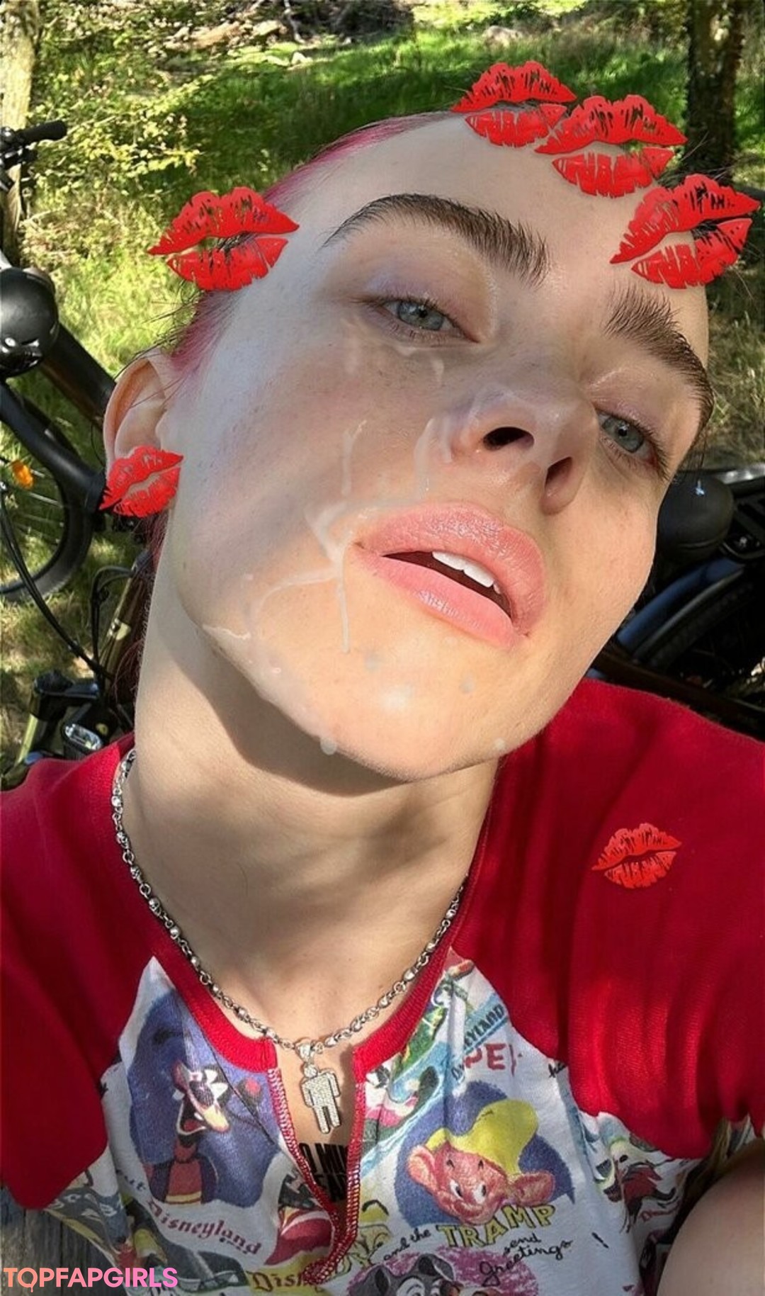 Naakte gelekte OnlyFans-foto van Billie Eilish #1447