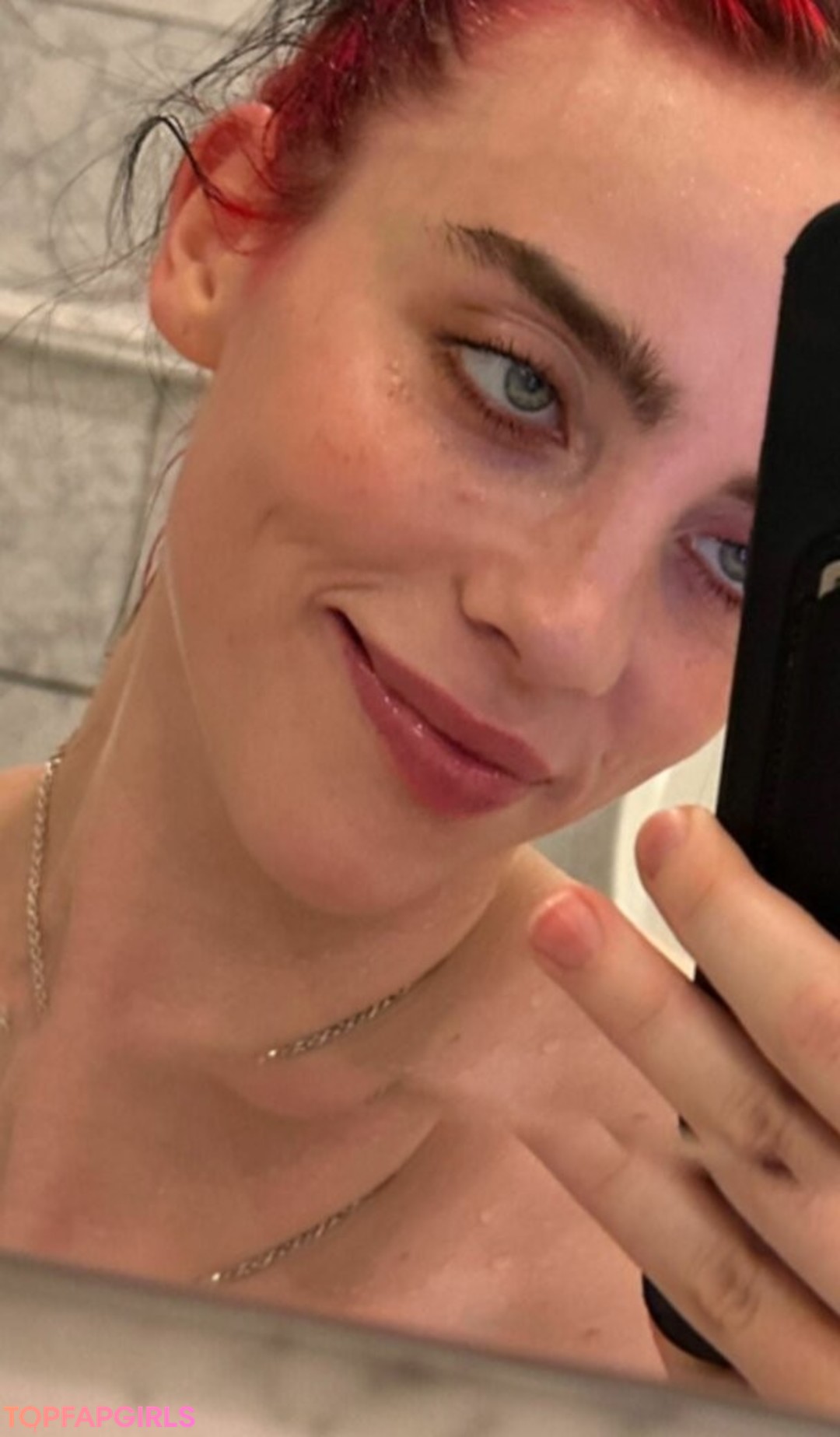 Naakte gelekte OnlyFans-foto van Billie Eilish #1593