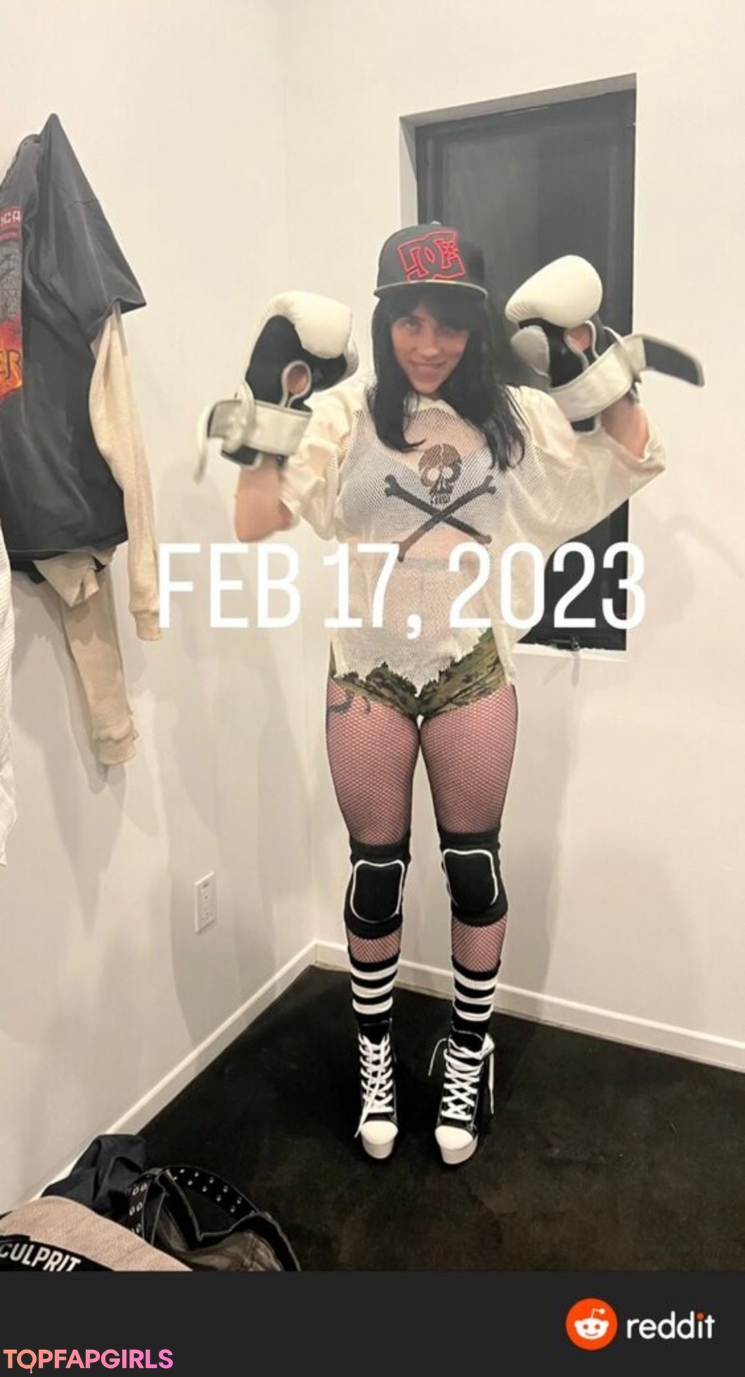 Naakte gelekte OnlyFans-foto van Billie Eilish #1600