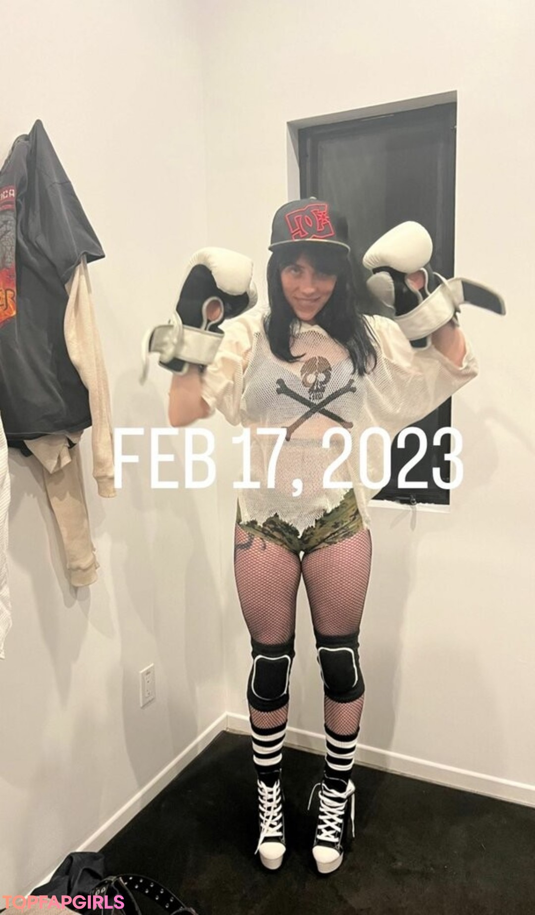 Naakte gelekte OnlyFans-foto van Billie Eilish #1608