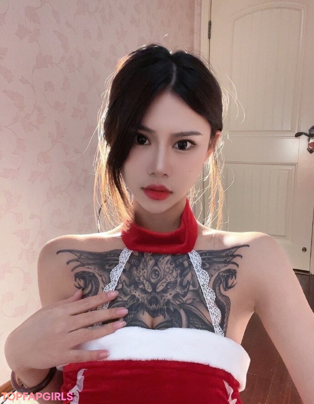 Naakte gelekte OnlyFans-foto van Deerwhite #1128