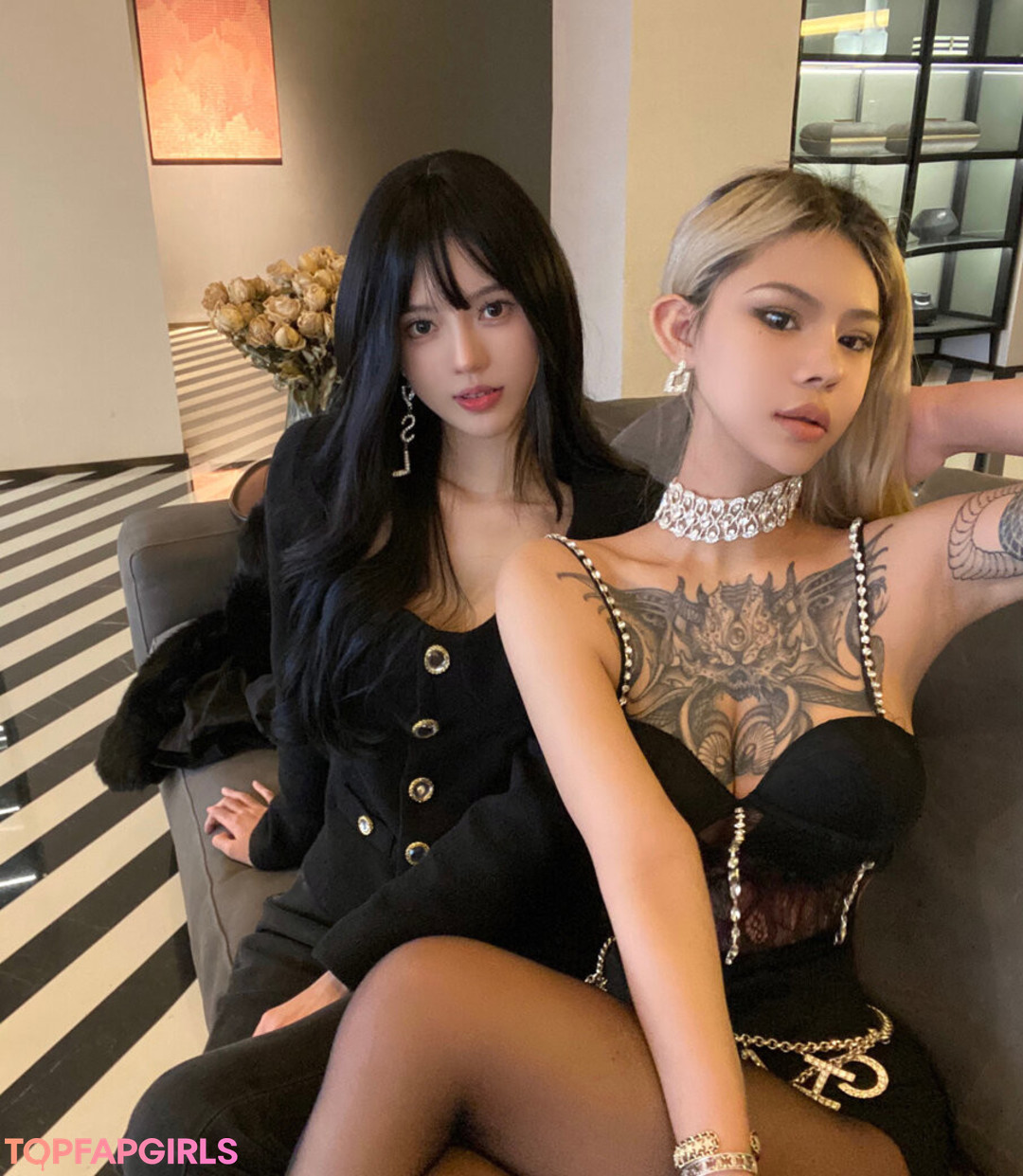 Naakte gelekte OnlyFans-foto van Deerwhite #1148