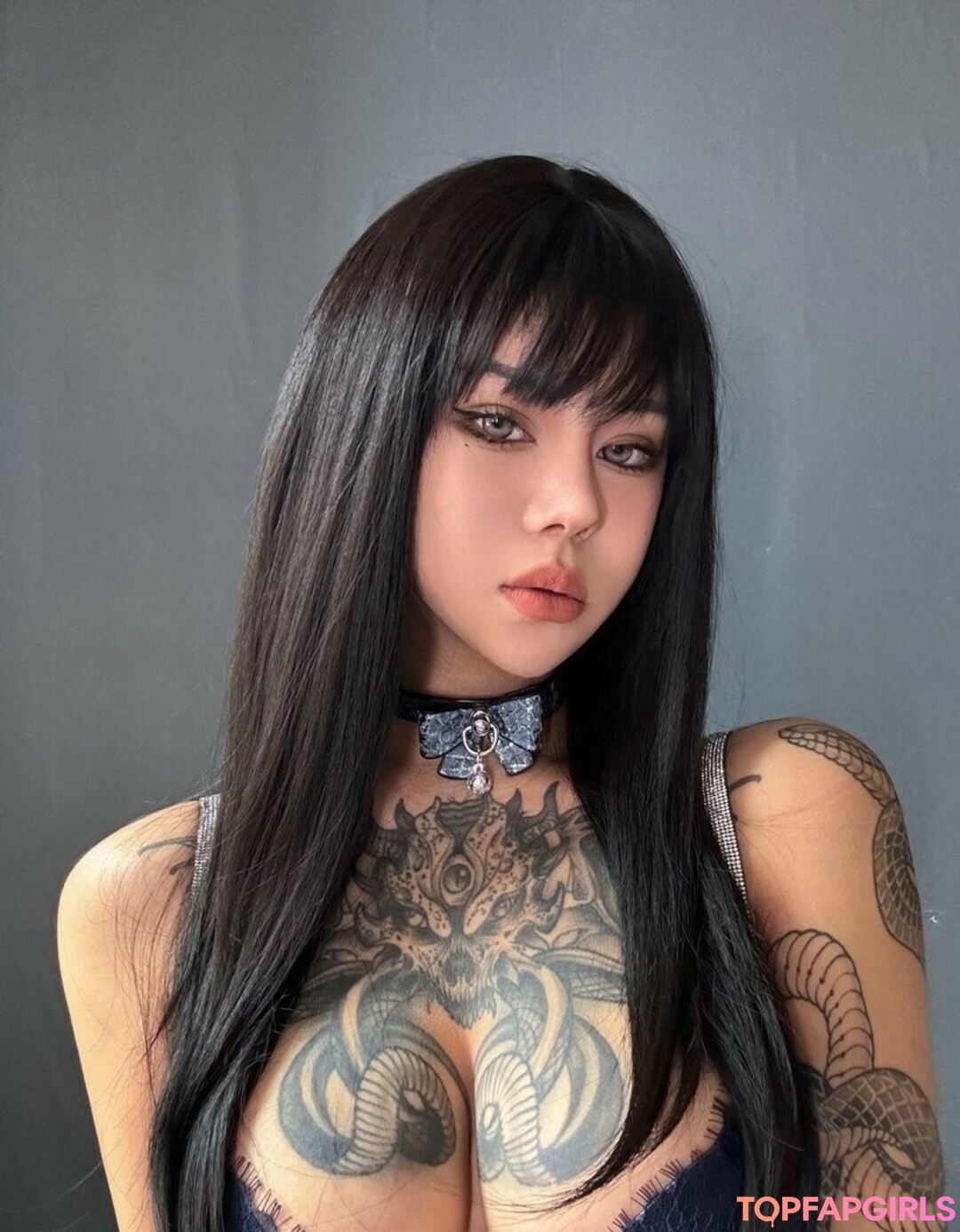 Naakte gelekte OnlyFans-foto van Deerwhite #1215