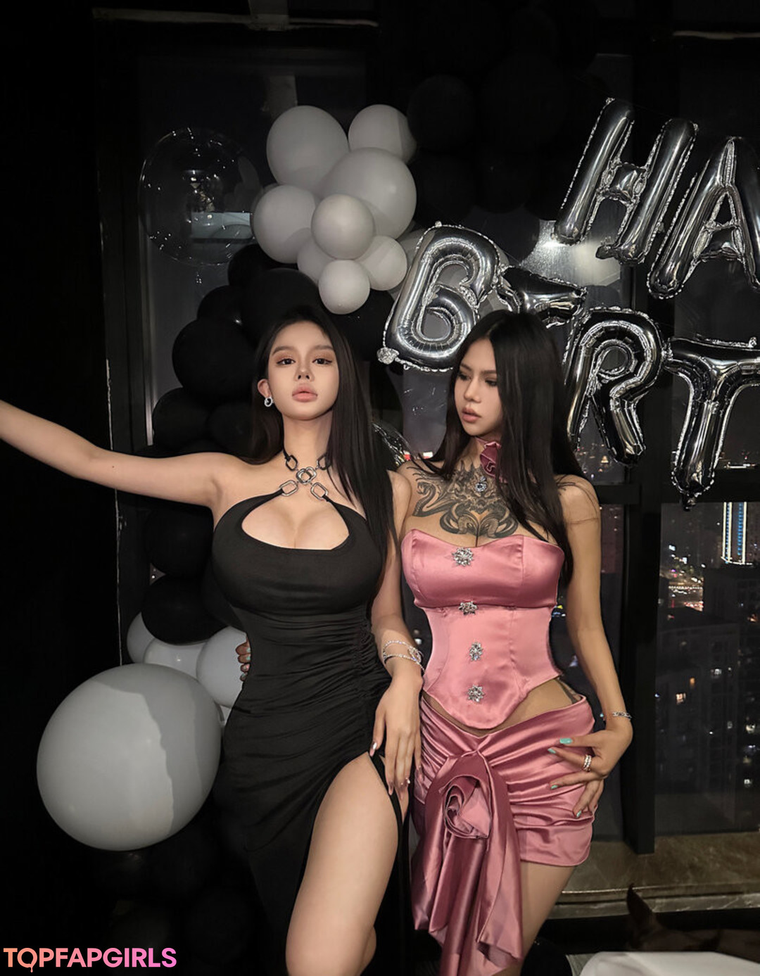 Naakte gelekte OnlyFans-foto van Deerwhite #1290