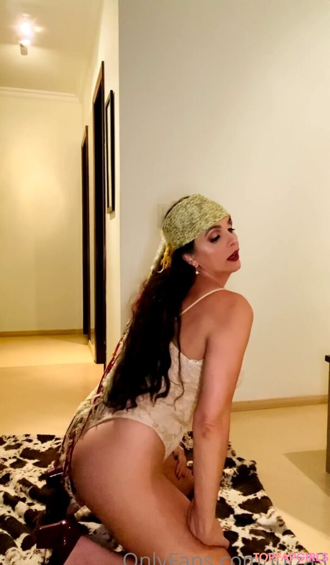 Naakte gelekte OnlyFans-foto van Luiza Ambiel #1075