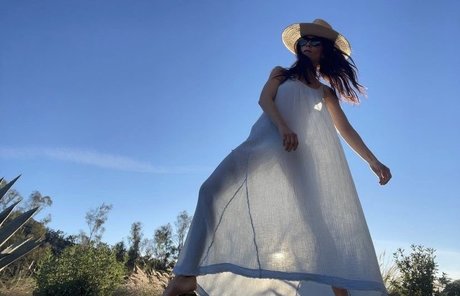 Naakte gelekte OnlyFans-foto van Abigail Spencer