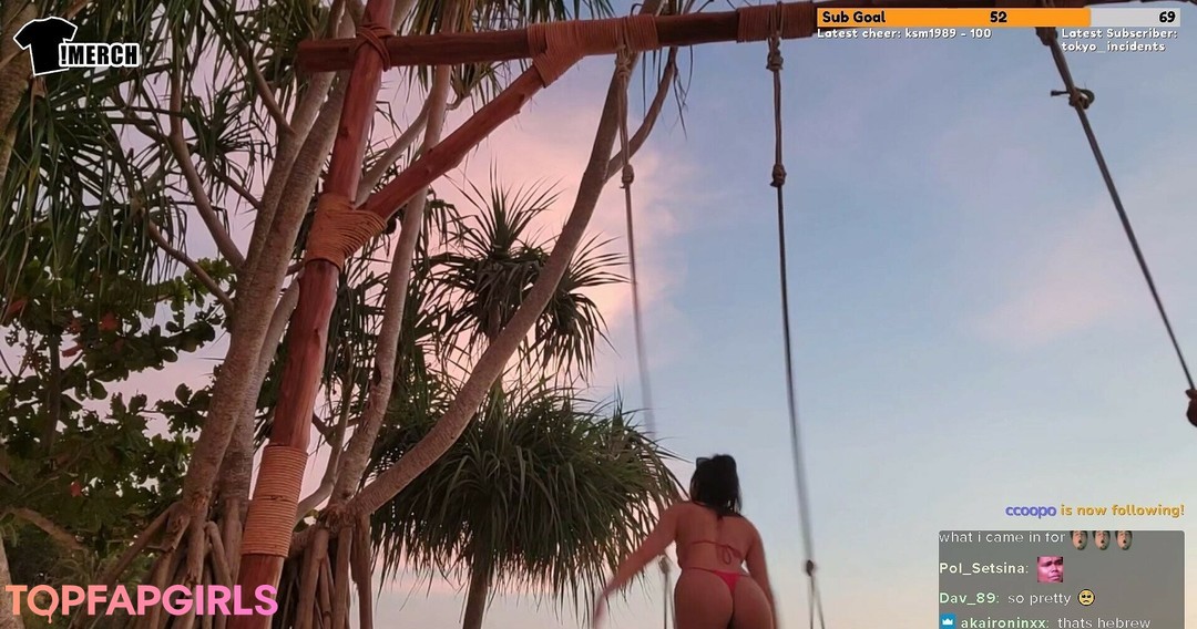 Naakte gelekte OnlyFans-foto van Meowko #1131