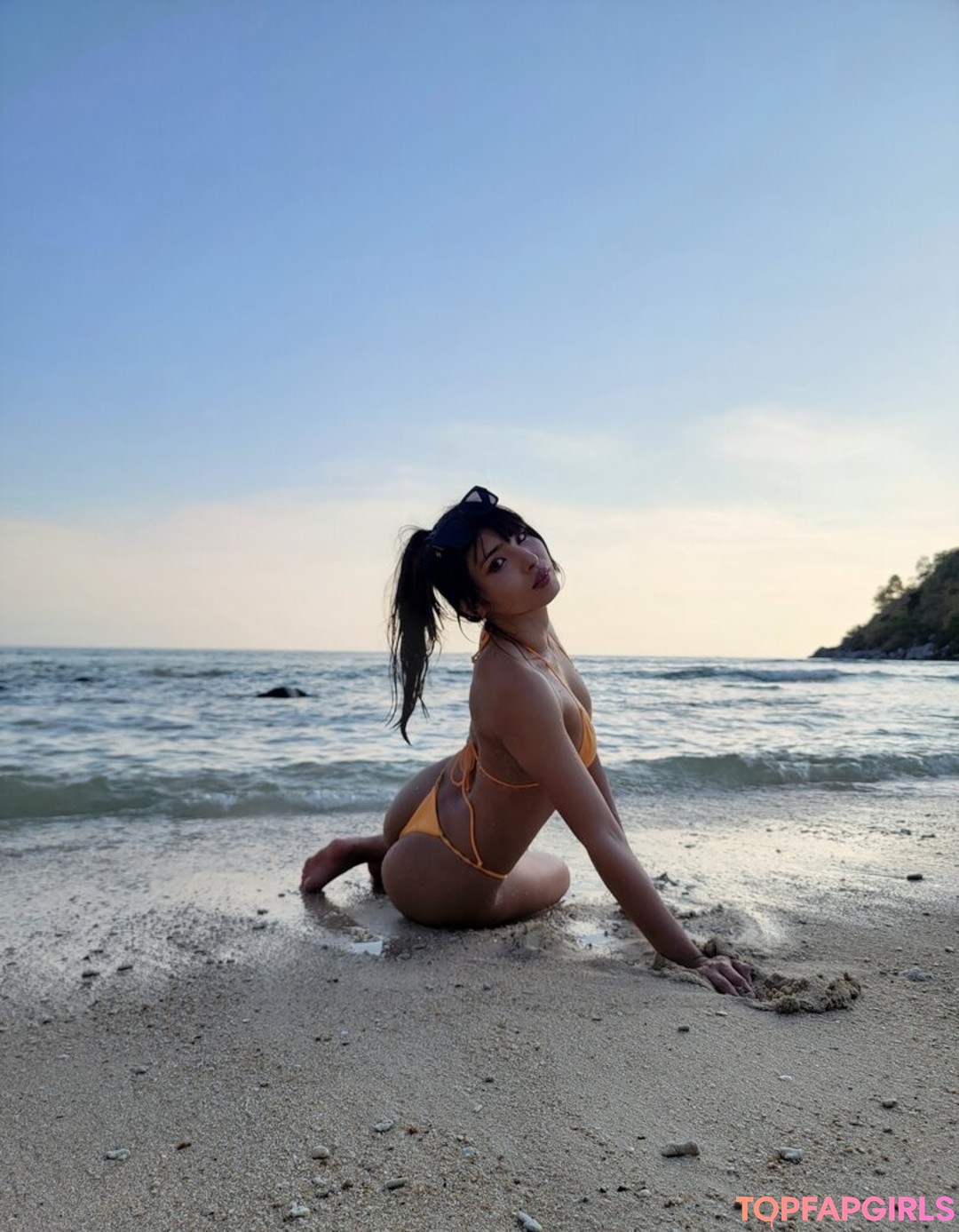 Naakte gelekte OnlyFans-foto van Meowko #1152