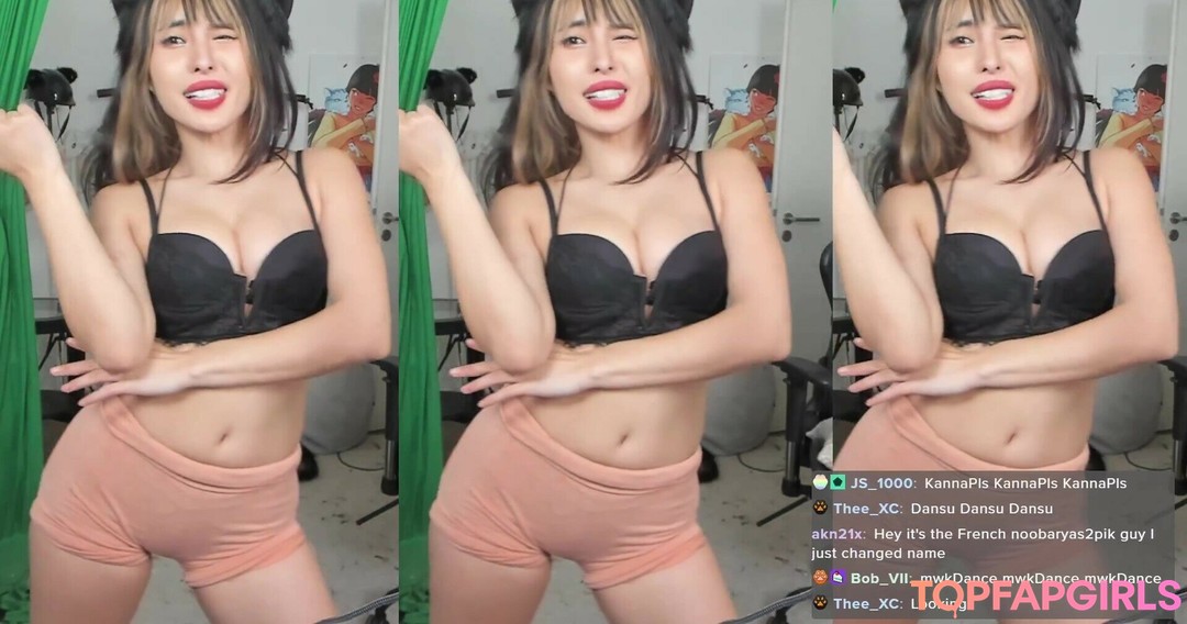 Naakte gelekte OnlyFans-foto van Meowko #1953