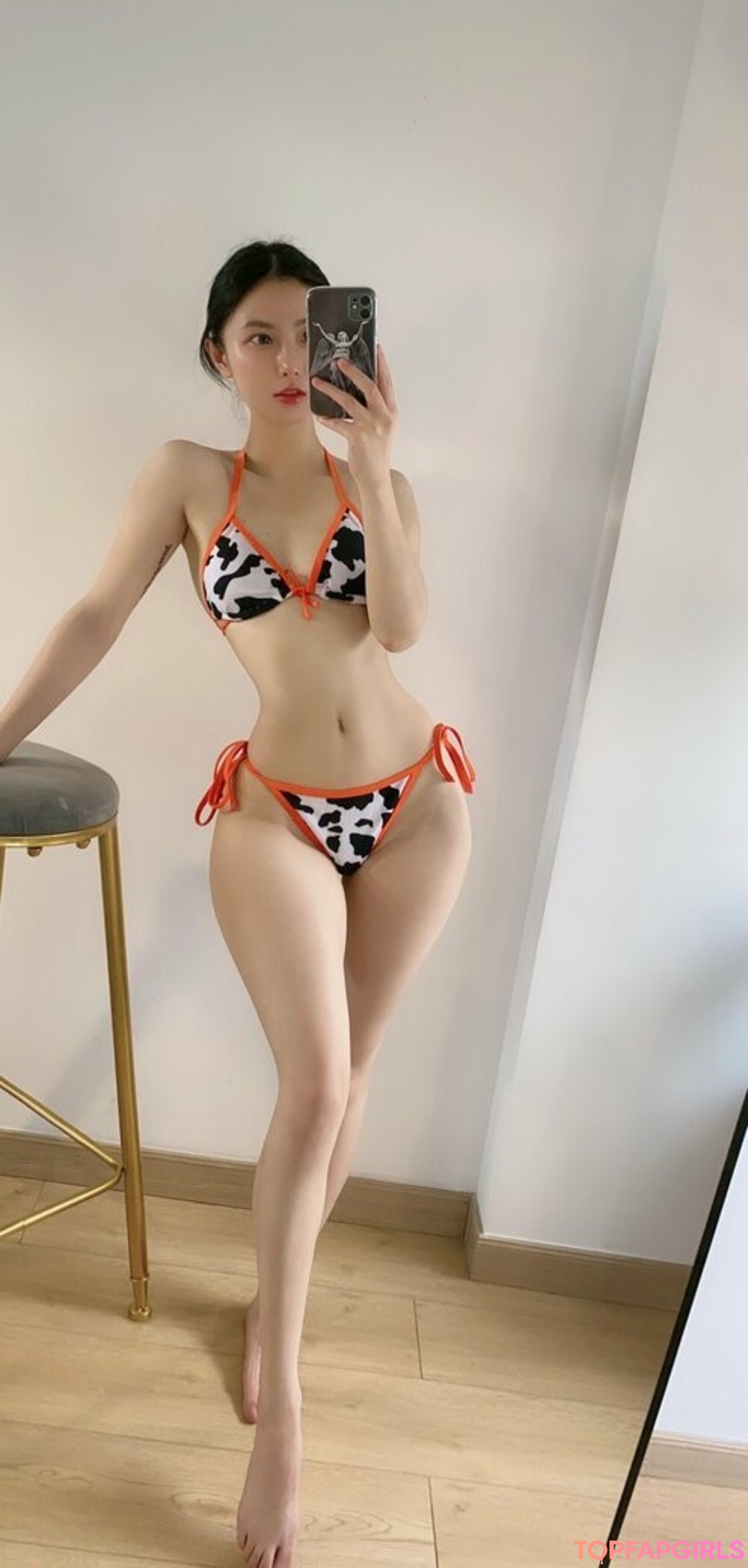 Naakte gelekte OnlyFans-foto van Qiaoniutt #1106
