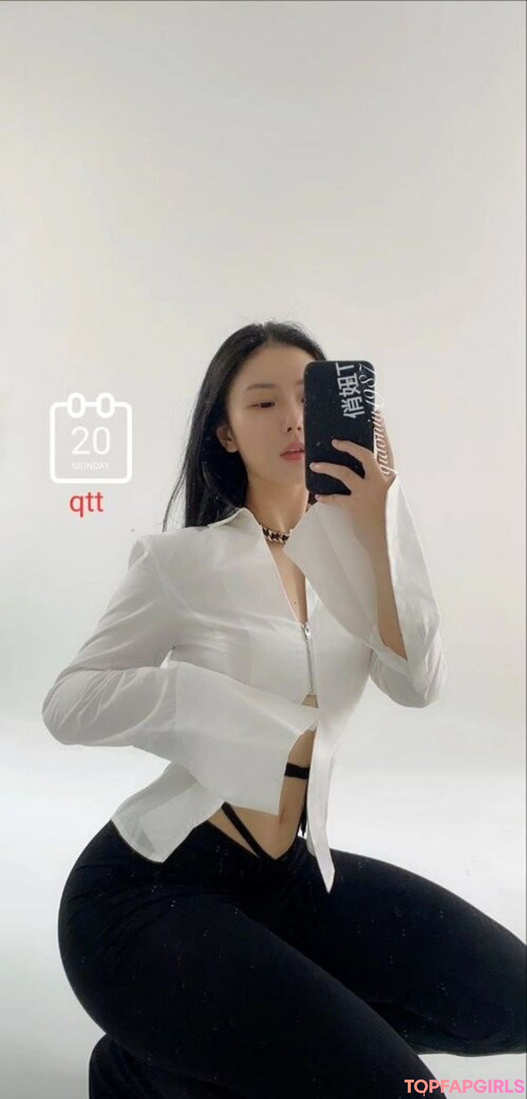 Naakte gelekte OnlyFans-foto van Qiaoniutt #1315