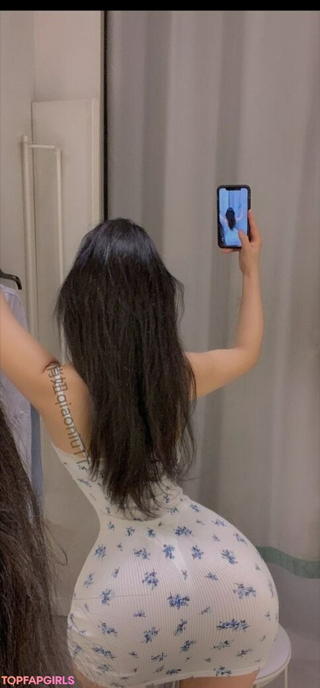 Naakte gelekte OnlyFans-foto van Qiaoniutt #1418