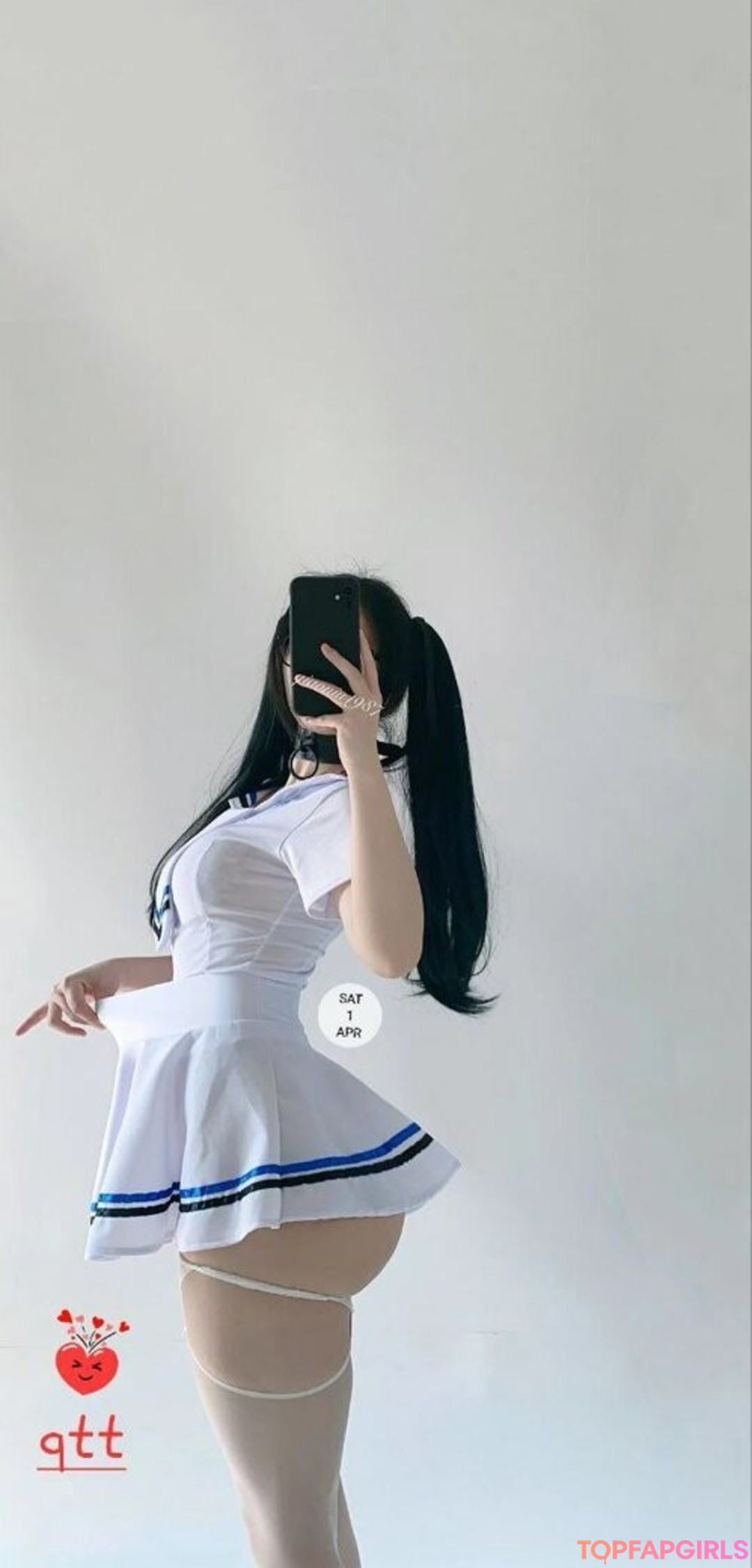 Naakte gelekte OnlyFans-foto van Qiaoniutt #1455