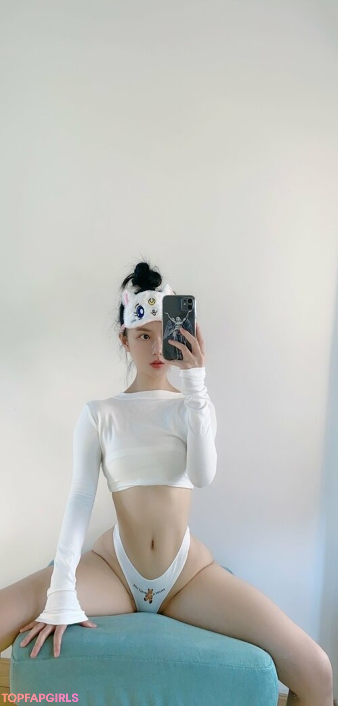 Naakte gelekte OnlyFans-foto van Qiaoniutt #1576