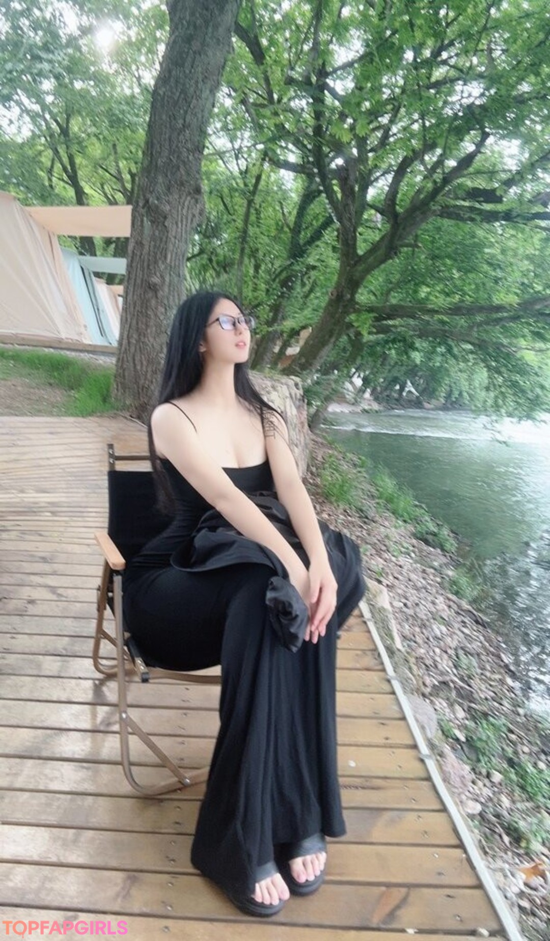 Naakte gelekte OnlyFans-foto van Qiaoniutt #1613