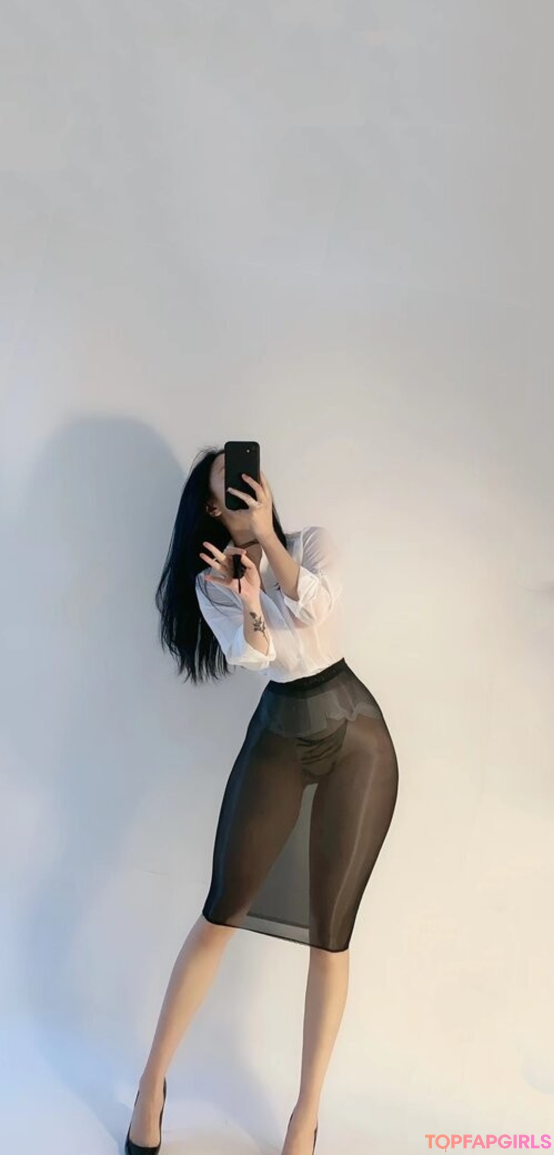 Naakte gelekte OnlyFans-foto van Qiaoniutt #1954