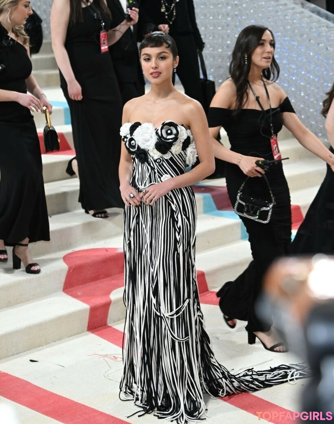 Naakte gelekte OnlyFans-foto van Olivia Rodrigo #1209