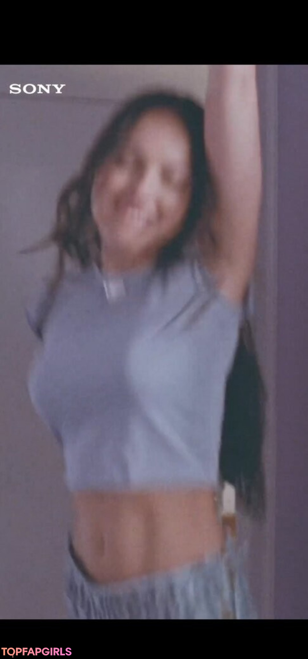 Naakte gelekte OnlyFans-foto van Olivia Rodrigo #1545