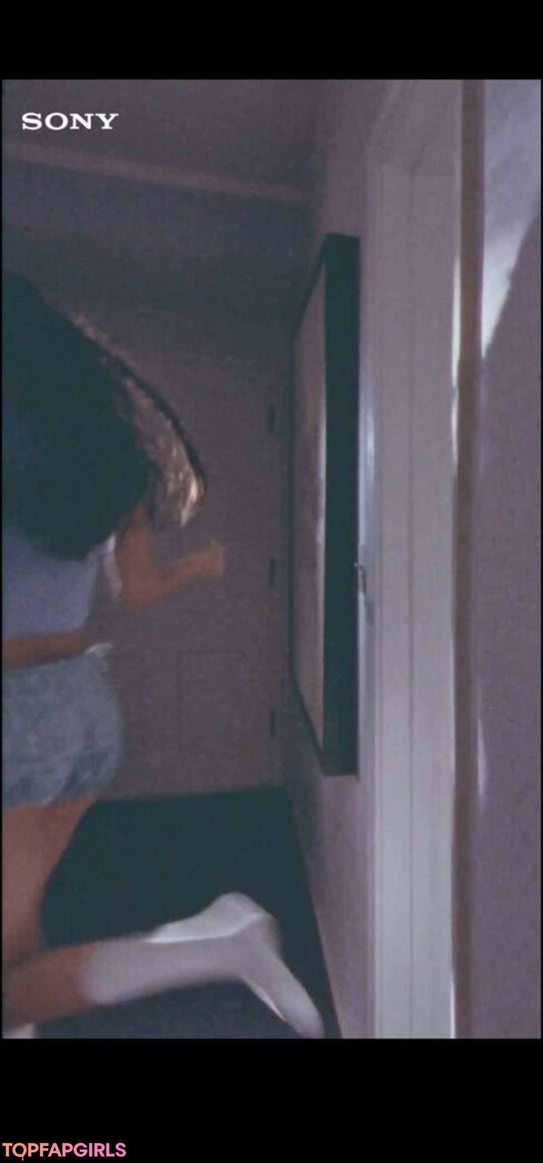 Naakte gelekte OnlyFans-foto van Olivia Rodrigo #1557