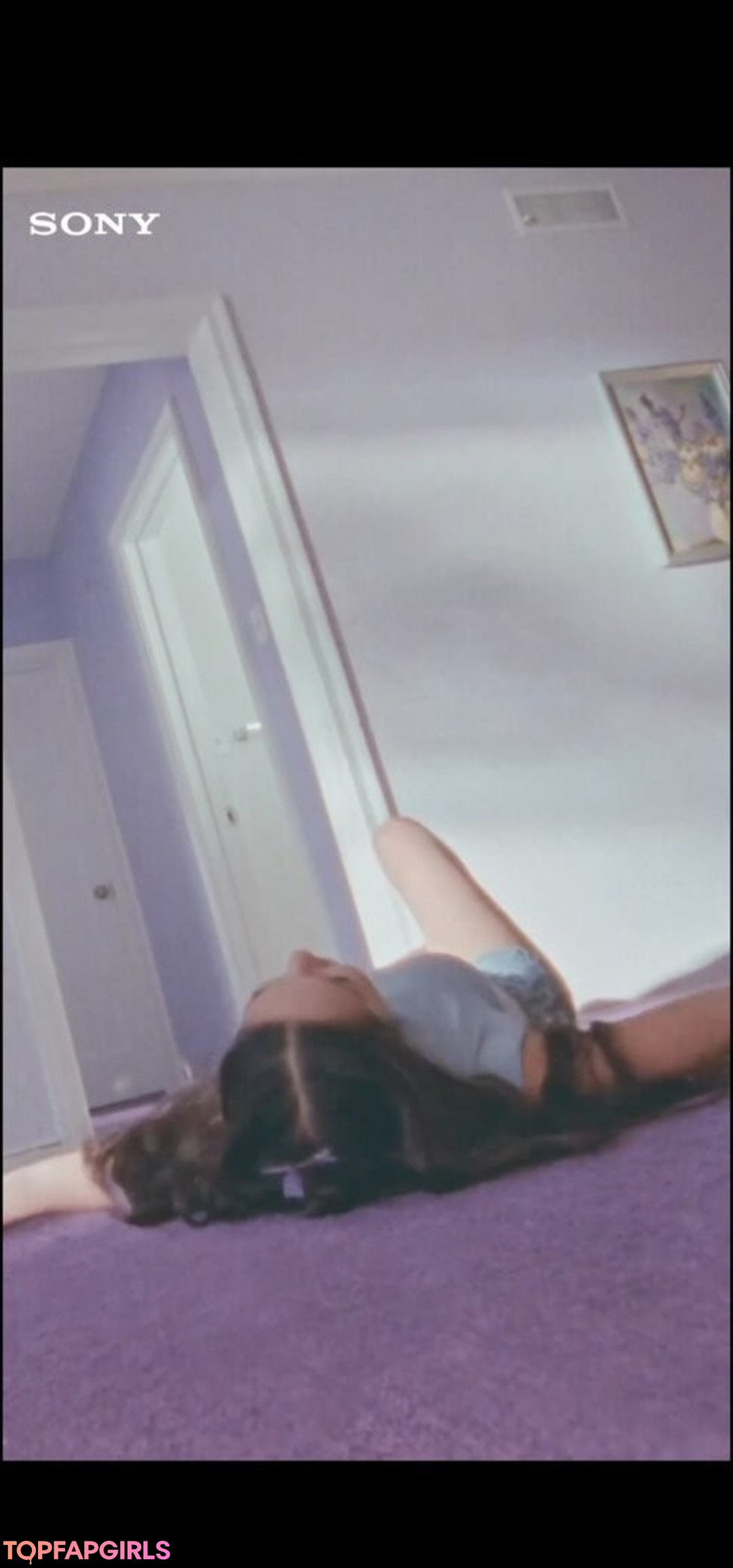 Naakte gelekte OnlyFans-foto van Olivia Rodrigo #1558