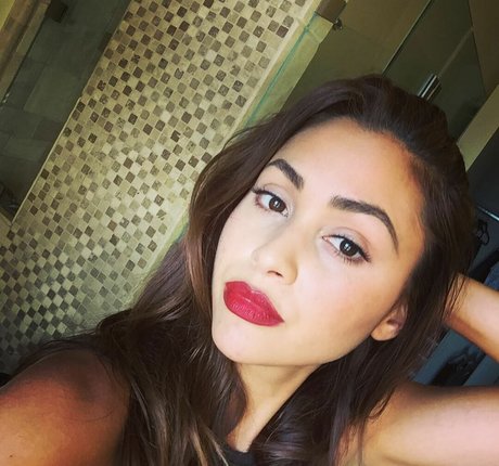 Lindsey Morgan