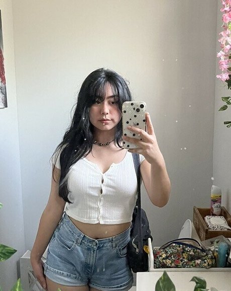 Naakte gelekte OnlyFans-foto van Corbxnxx