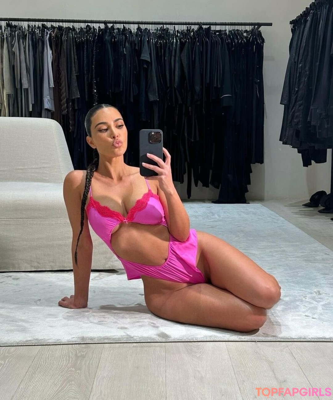 Naakte gelekte OnlyFans-foto van Kim Kardashian #1308