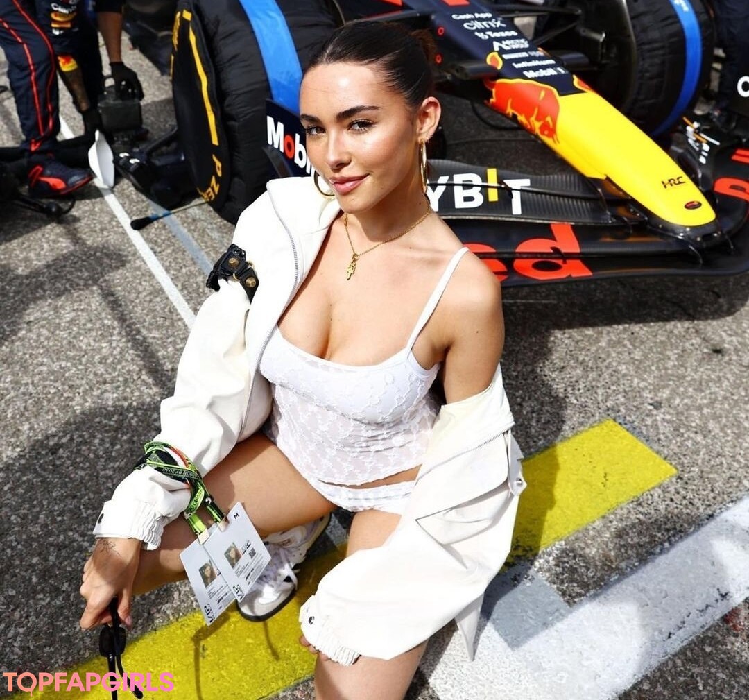 Naakte gelekte OnlyFans-foto van Madison Beer #1374