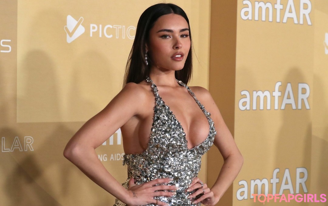 Naakte gelekte OnlyFans-foto van Madison Beer #1436