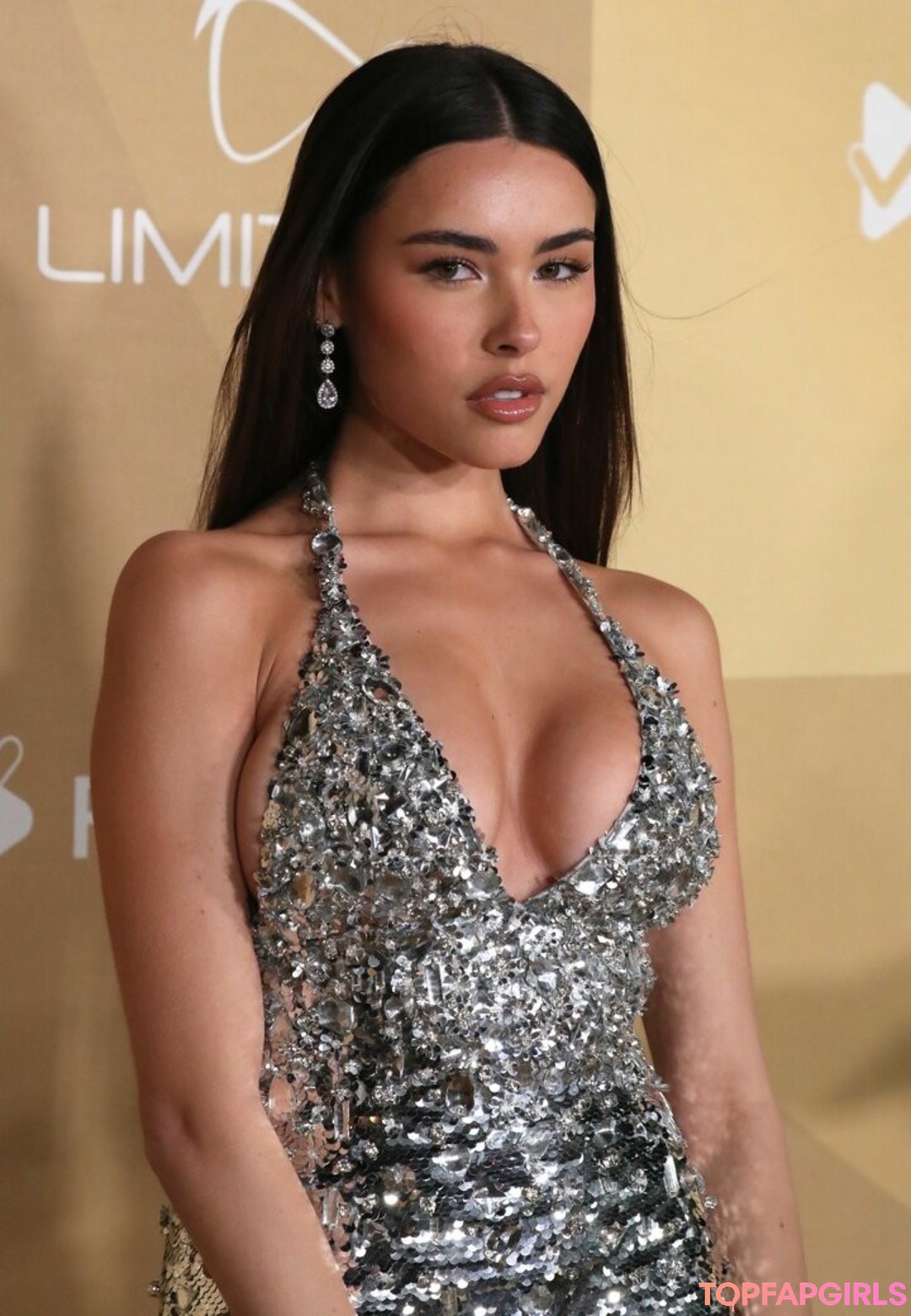 Naakte gelekte OnlyFans-foto van Madison Beer #1437