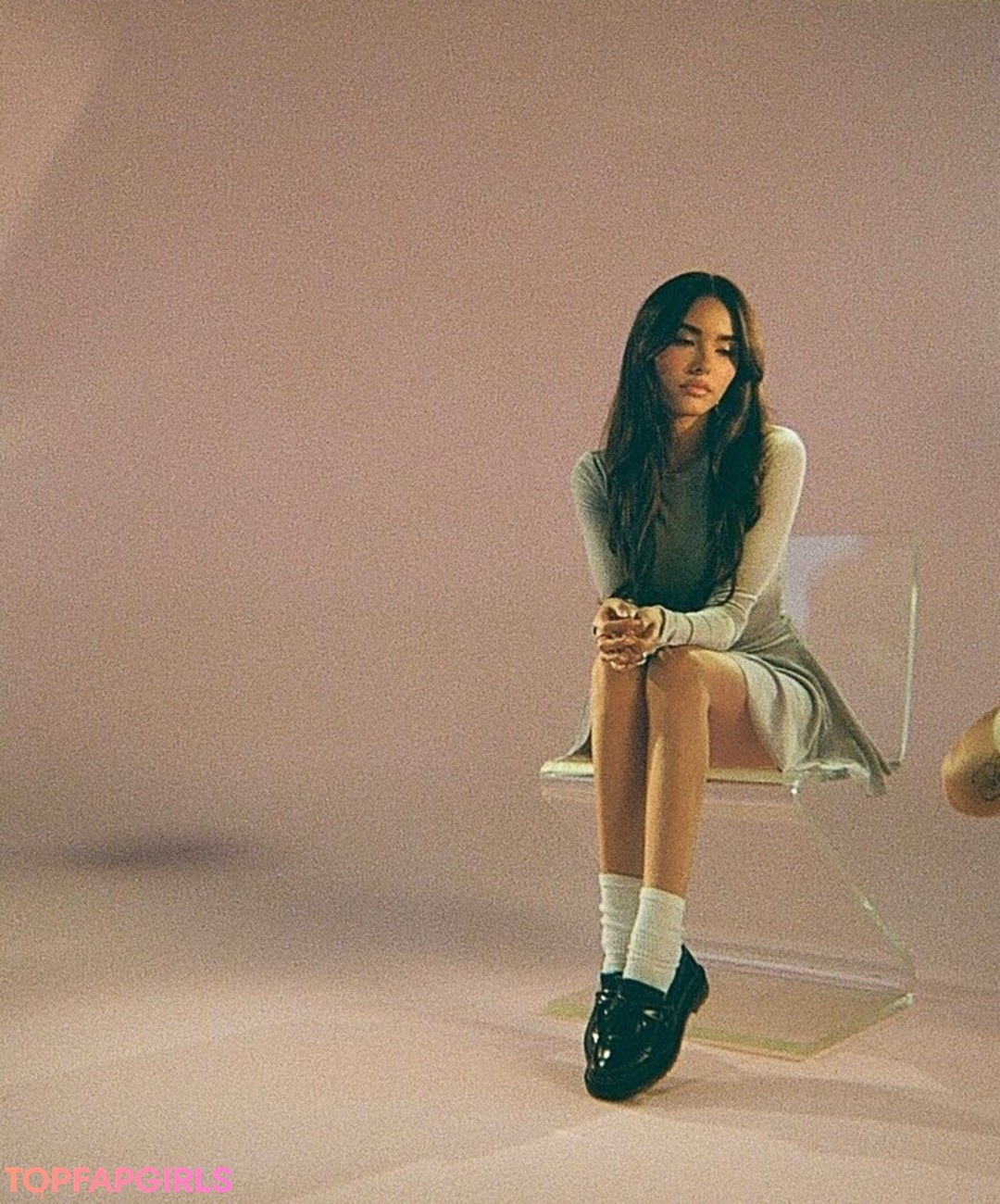 Naakte gelekte OnlyFans-foto van Madison Beer #1539