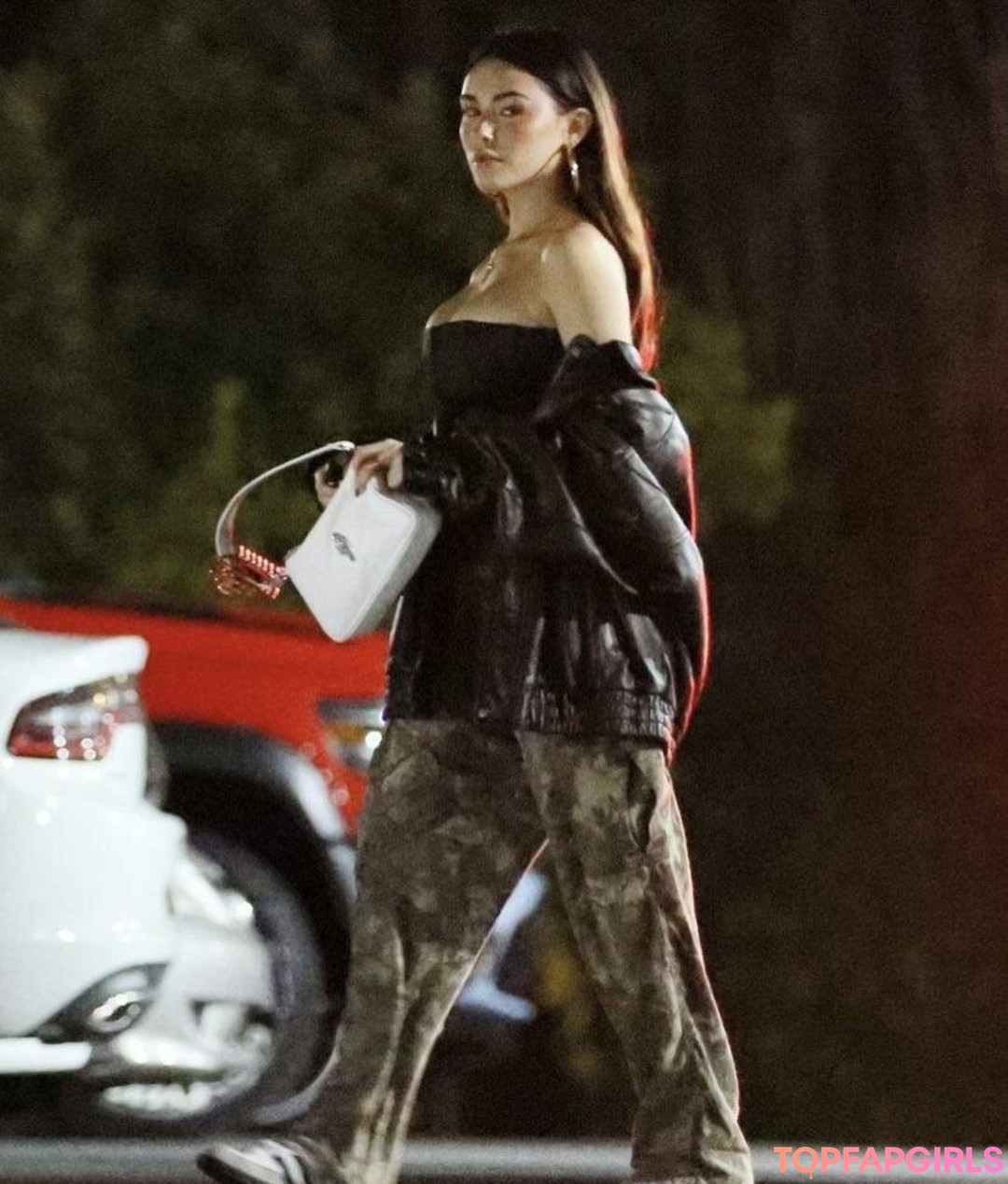 Naakte gelekte OnlyFans-foto van Madison Beer #1563