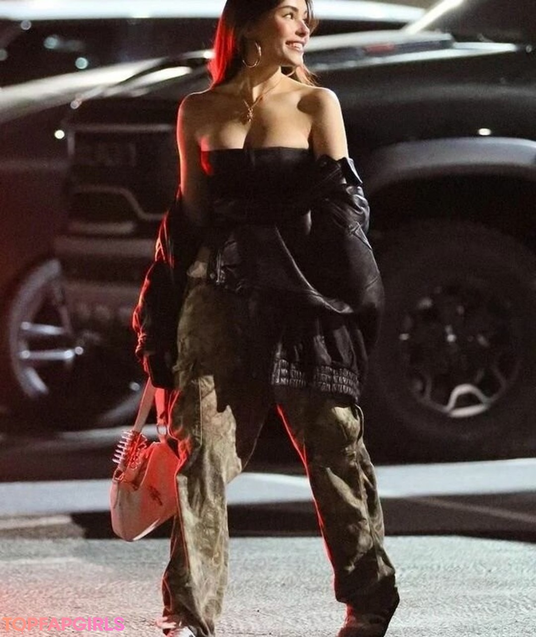 Naakte gelekte OnlyFans-foto van Madison Beer #1564