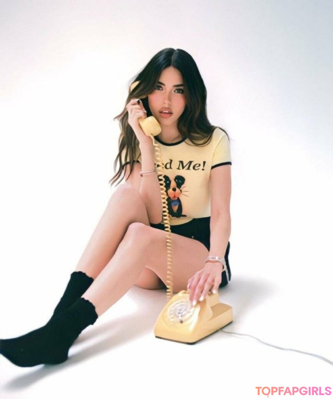 Naakte gelekte OnlyFans-foto van Madison Beer #1887
