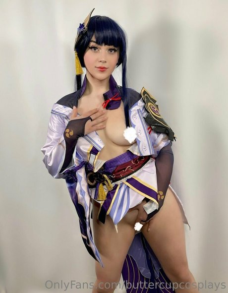 Naakte gelekte OnlyFans-foto van Buttercup Cosplays