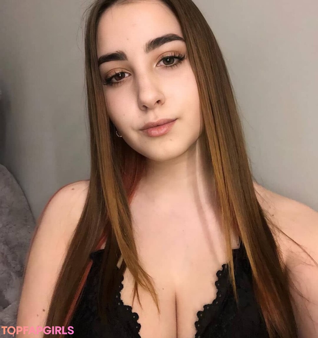 Naakte gelekte OnlyFans-foto van Philllybabyy #1189