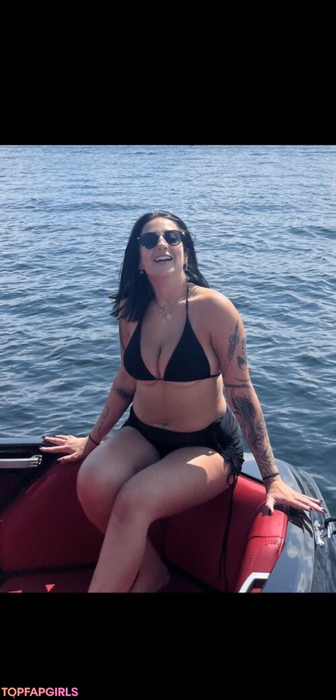 Naakte gelekte OnlyFans-foto van Philllybabyy #1225