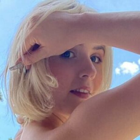 Naakte gelekte OnlyFans-foto van Jazthebarista