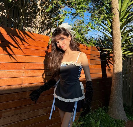 Naakte gelekte OnlyFans-foto van Eeeveenara