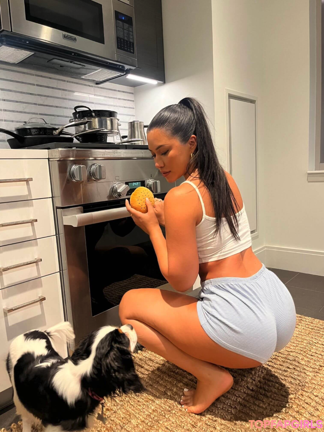 Naakte gelekte OnlyFans-foto van Julia Kelly #1036
