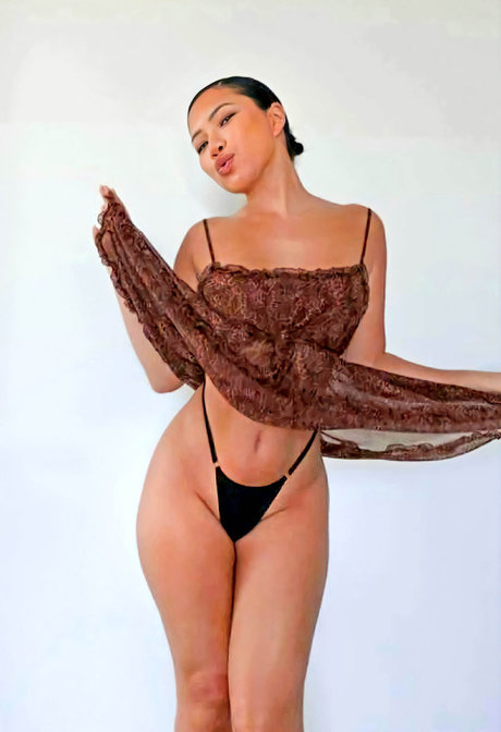 Julia Kelly