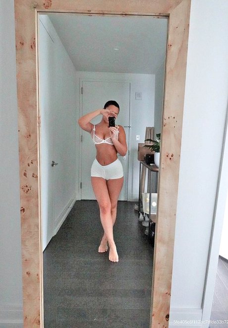 Julia Kelly