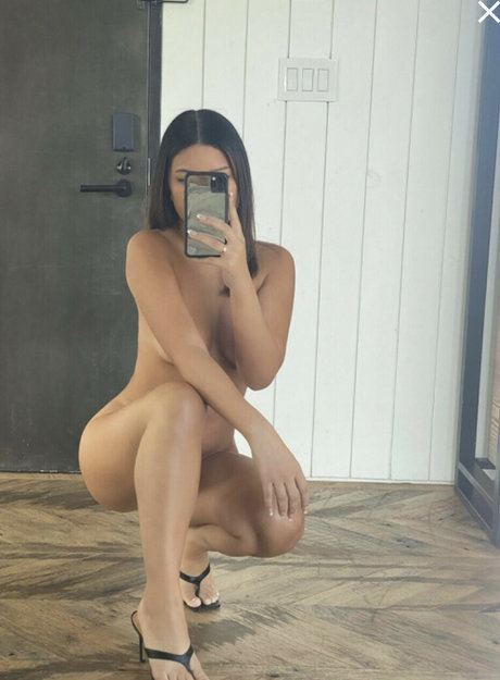 Julia Kelly
