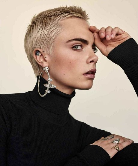 Cara Delevingne