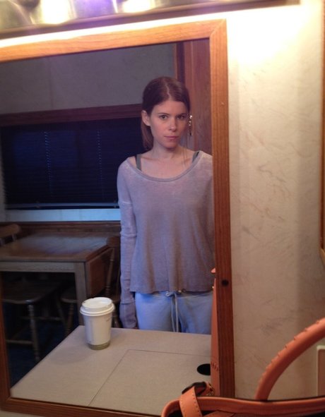 Naakte gelekte OnlyFans-foto van Kate Mara