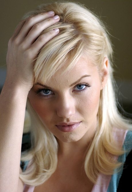 Elisha Cuthbert