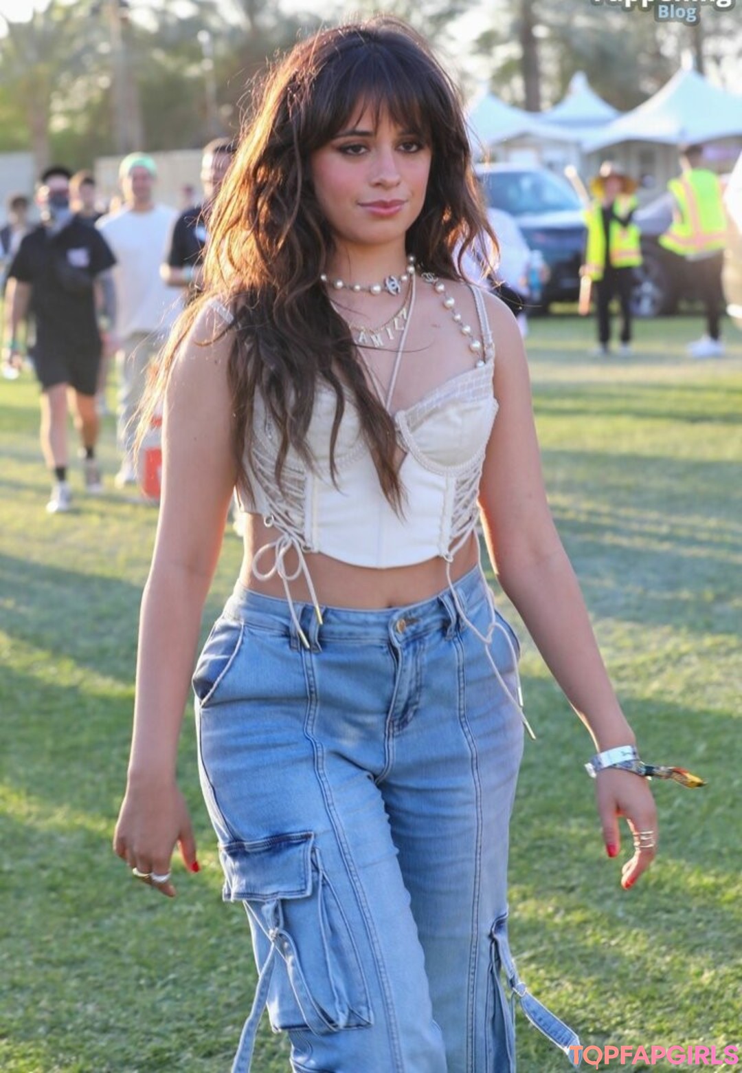 Naakte gelekte OnlyFans-foto van Camila Cabello #1210